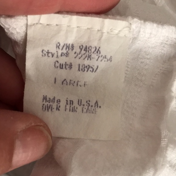 B. Mine size large white textured sleeveless top with collar full zip front - Picture 9 of 12